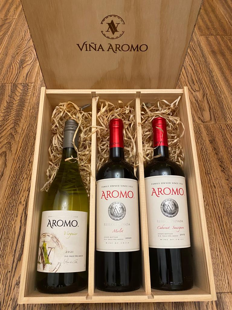 3 bottles of Chilean wine in a gift box