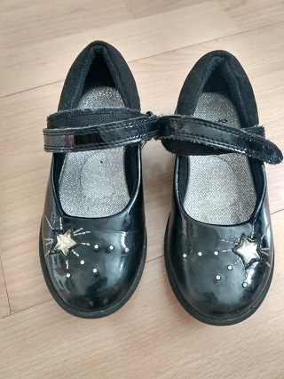 Black School Shoes With Stars size 10G