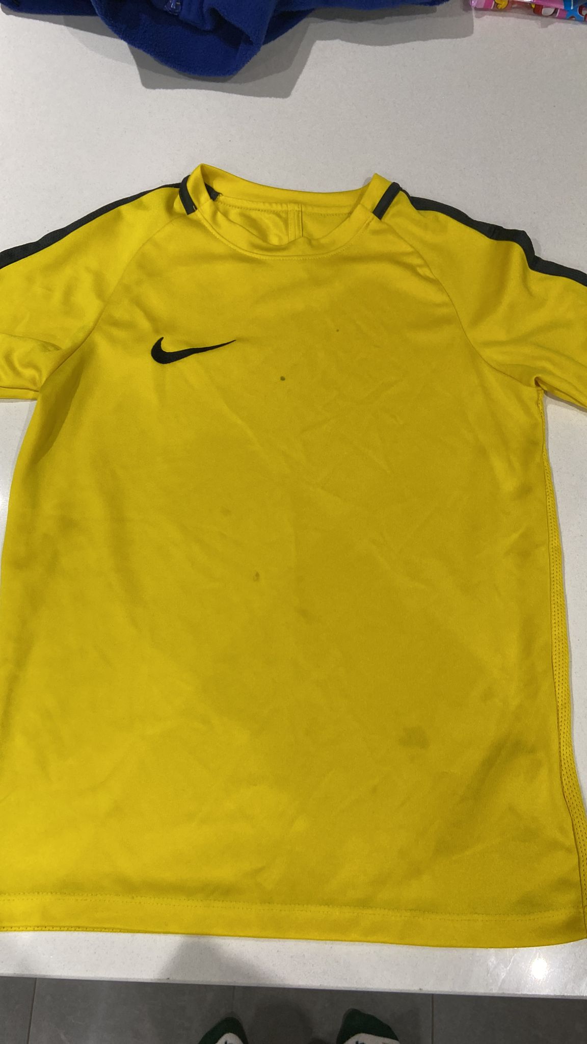 Yellow T-shirt (Epping) 8-10 yrs