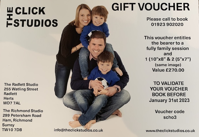 SERVICES - Click Studio family portrait session + print (worth £270)